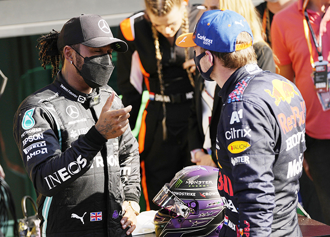 image Verstappen laughs off Hamilton&#8217;s pressure comments
