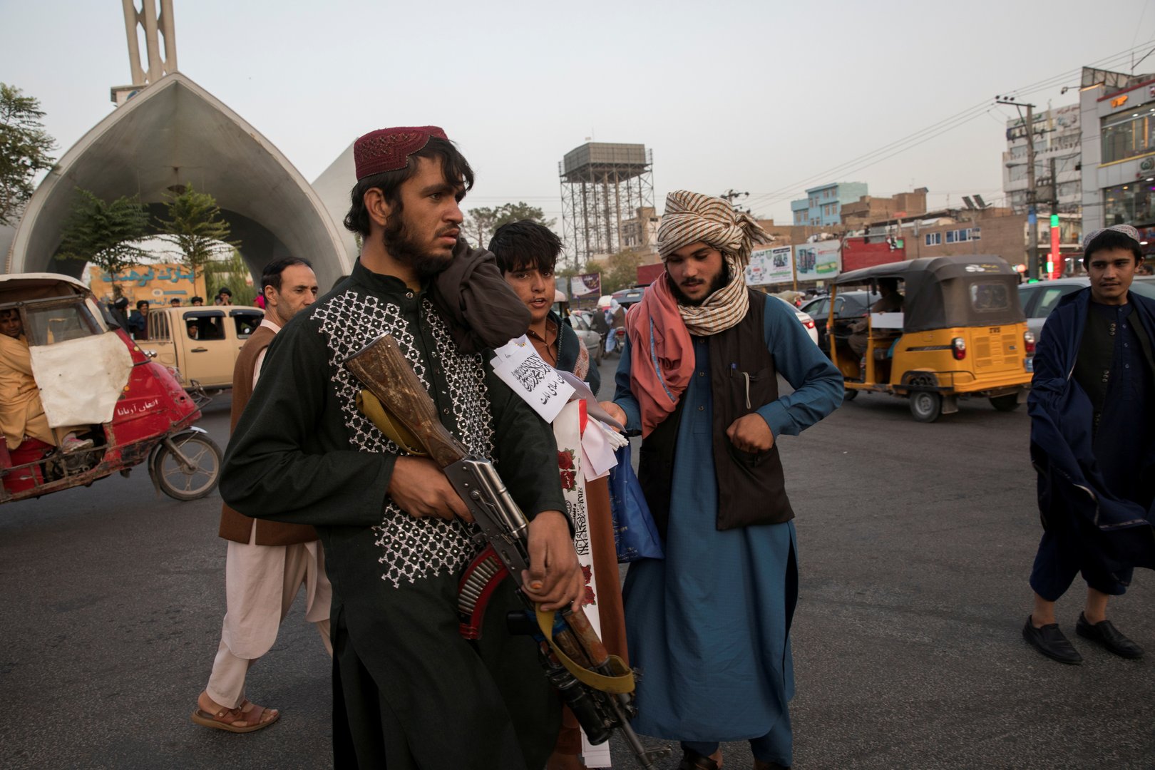 image World should send pledged aid to Afghans to avert refugee crisis, says UNHCR