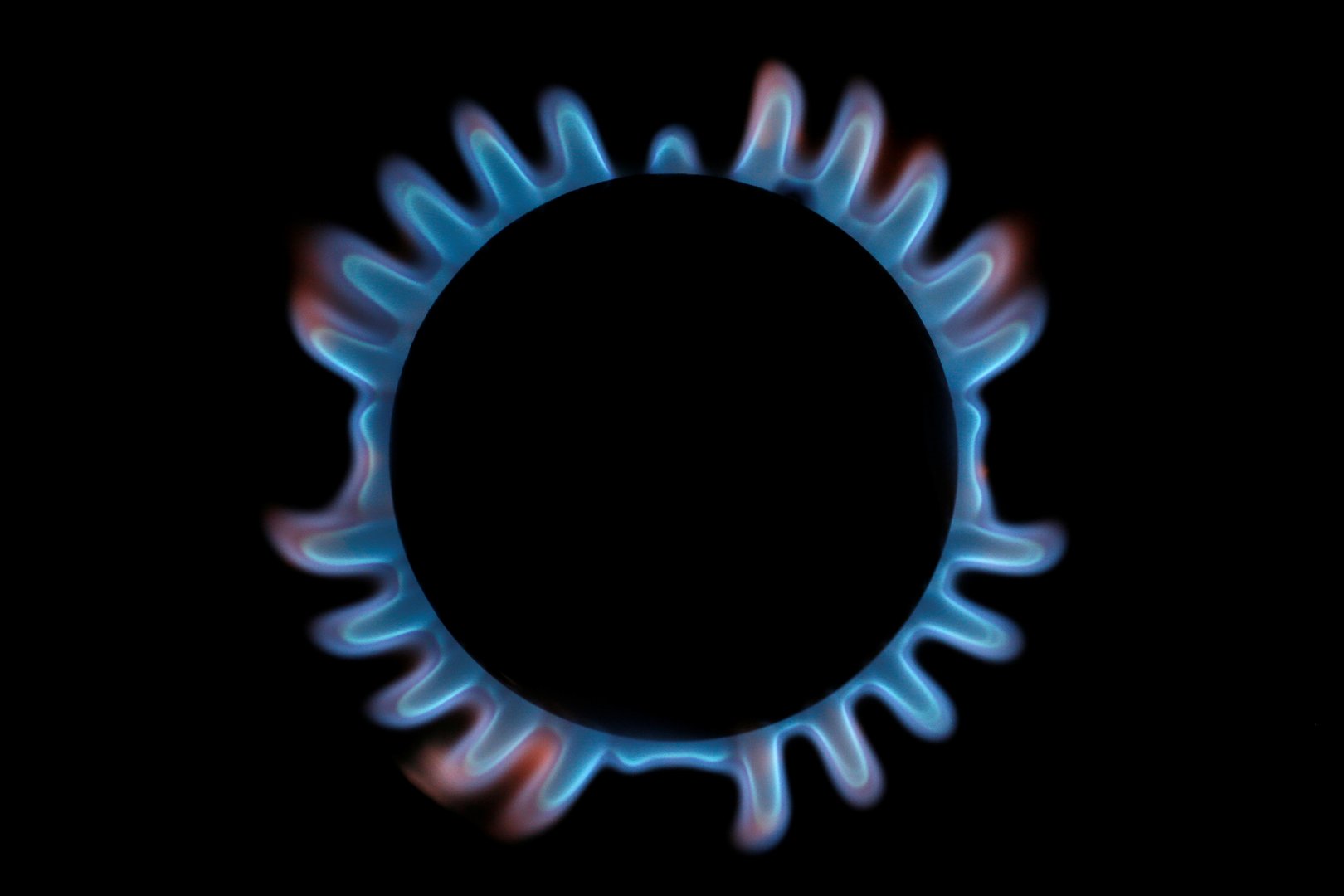 image Britain may give state loans to energy companies as gas prices surge