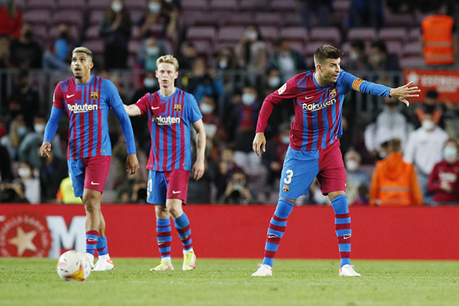 image Barca coach Koeman calls for patience in unusual news conference