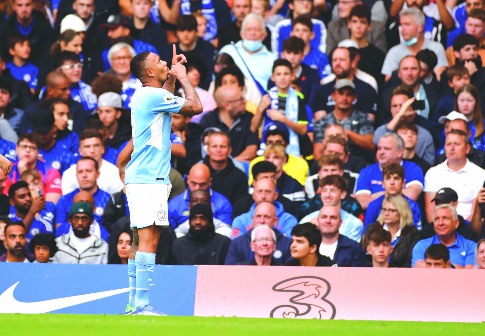 image Jesus goal earns Man City win over Chelsea as Villa shock Man United