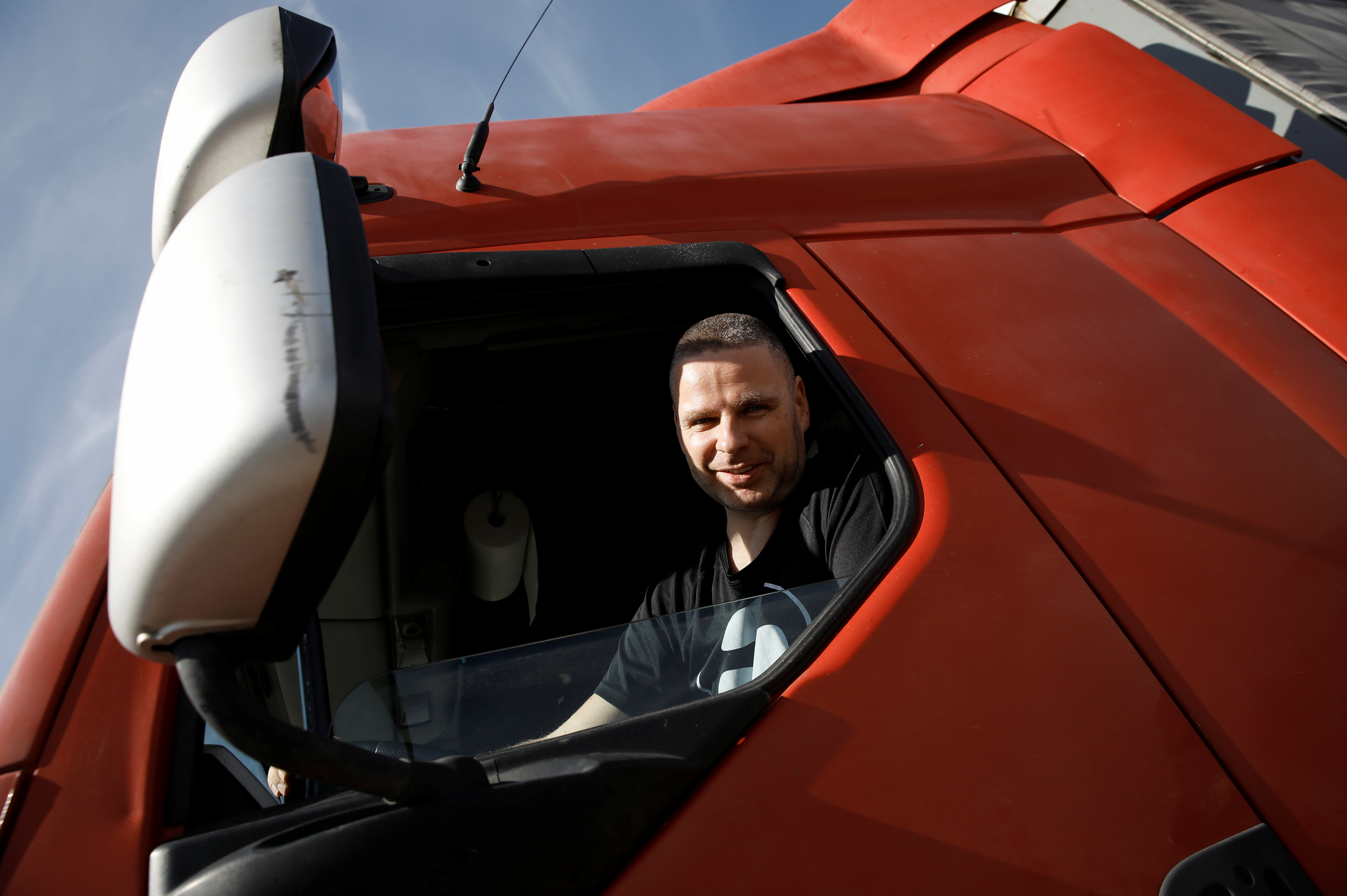 image &#8216;No thank you, Prime Minister&#8217;, Polish trucker says to British Christmas visa offer