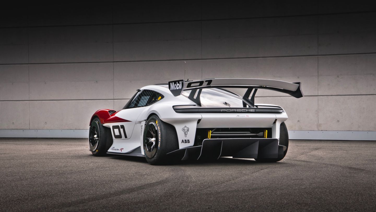 porsche presents mission r (3)