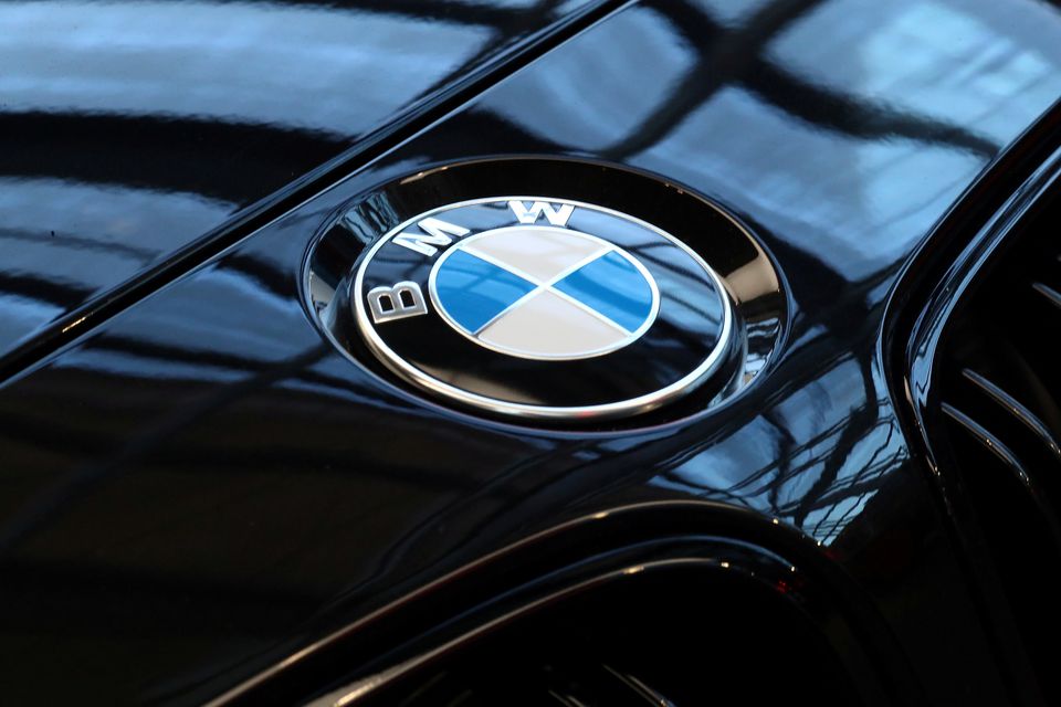 image BMW to reduce carbon emissions in car life cycle 40% by 2030