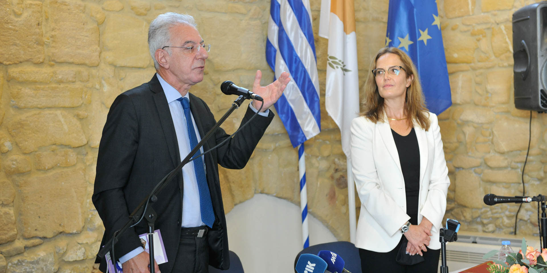 image French teaching expanded in state schools