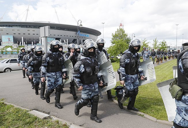 image &#8216;Resist&#8217;: Russian opposition candidates rally media