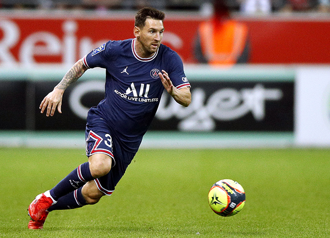 image Busquets urges Barca to move on from Messi exit as Bayern await