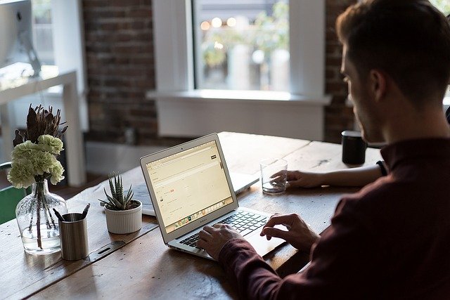 image How US companies like Incfile and ZenBusiness assist startups