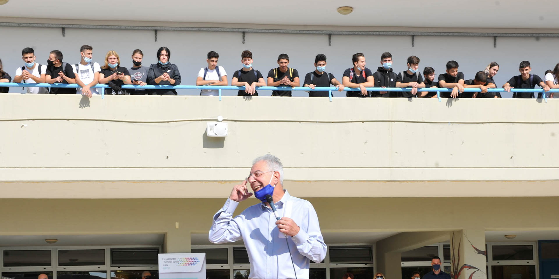 image Minister encourages all school children to take part in sports