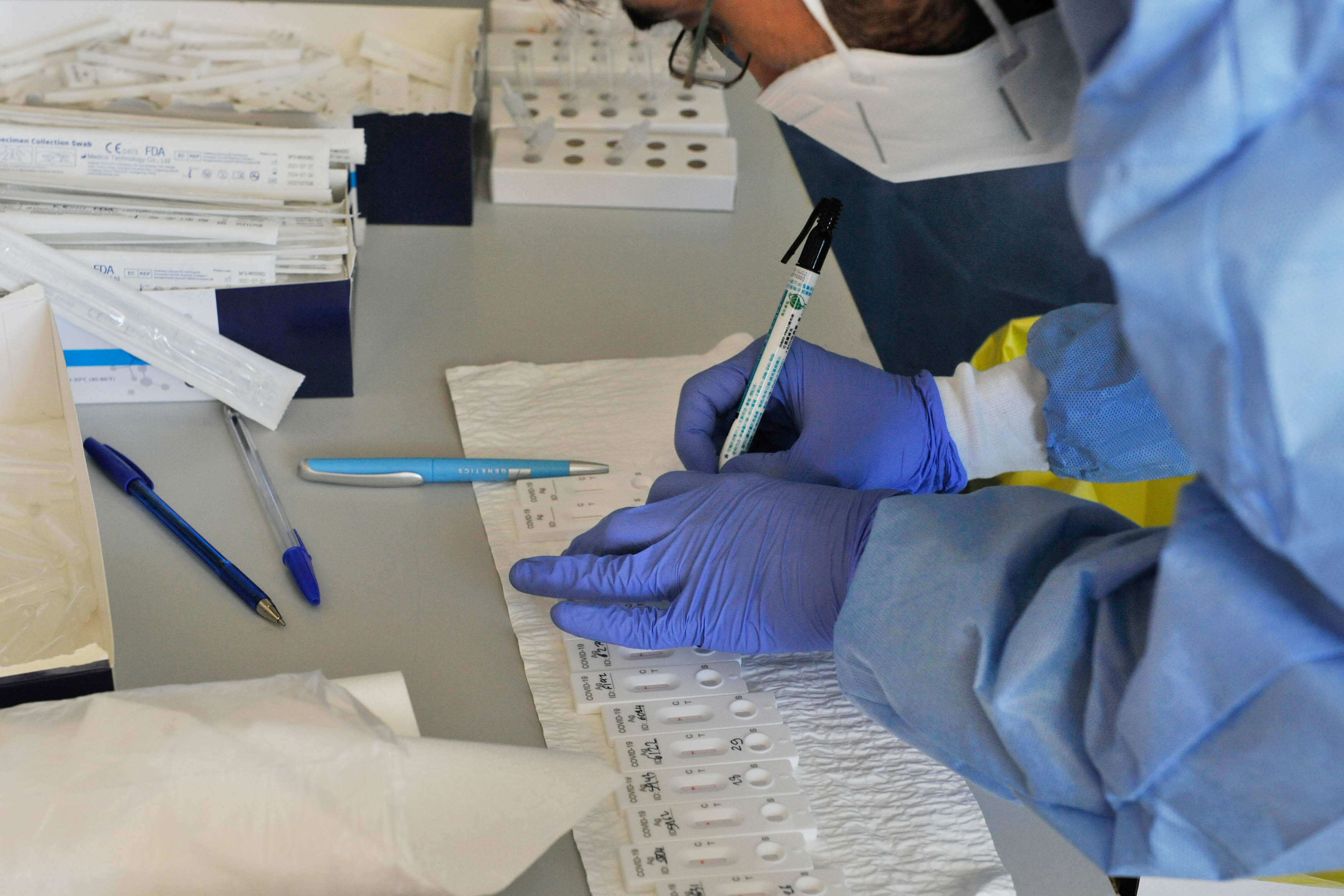 image Coronavirus: Free testing sites for eligible groups on Monday