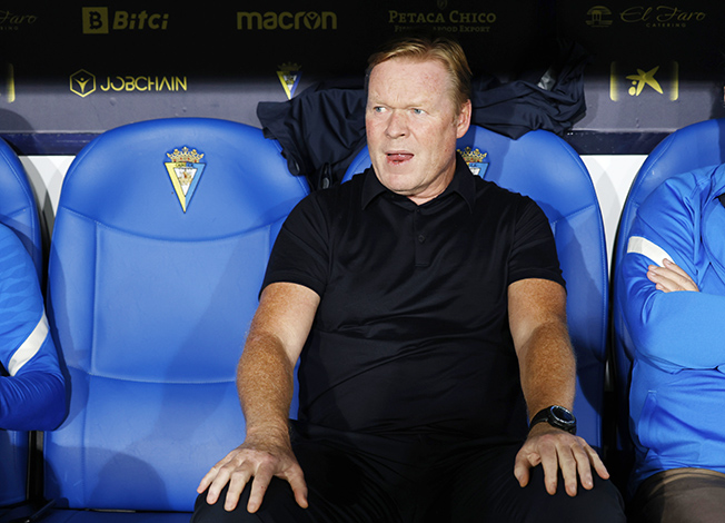 image Koeman says Barca need to make fans proud in Clasico against Real