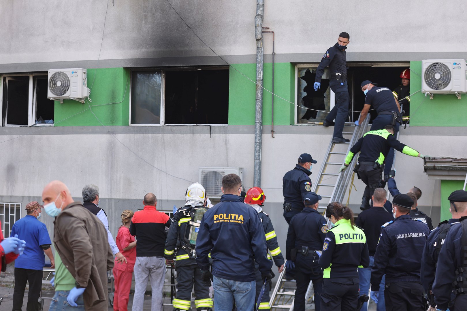 image Fire at Covid -19 hospital in Romania kills nine people