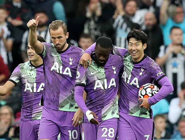 image Kane ends goal drought as Spurs beat Newcastle