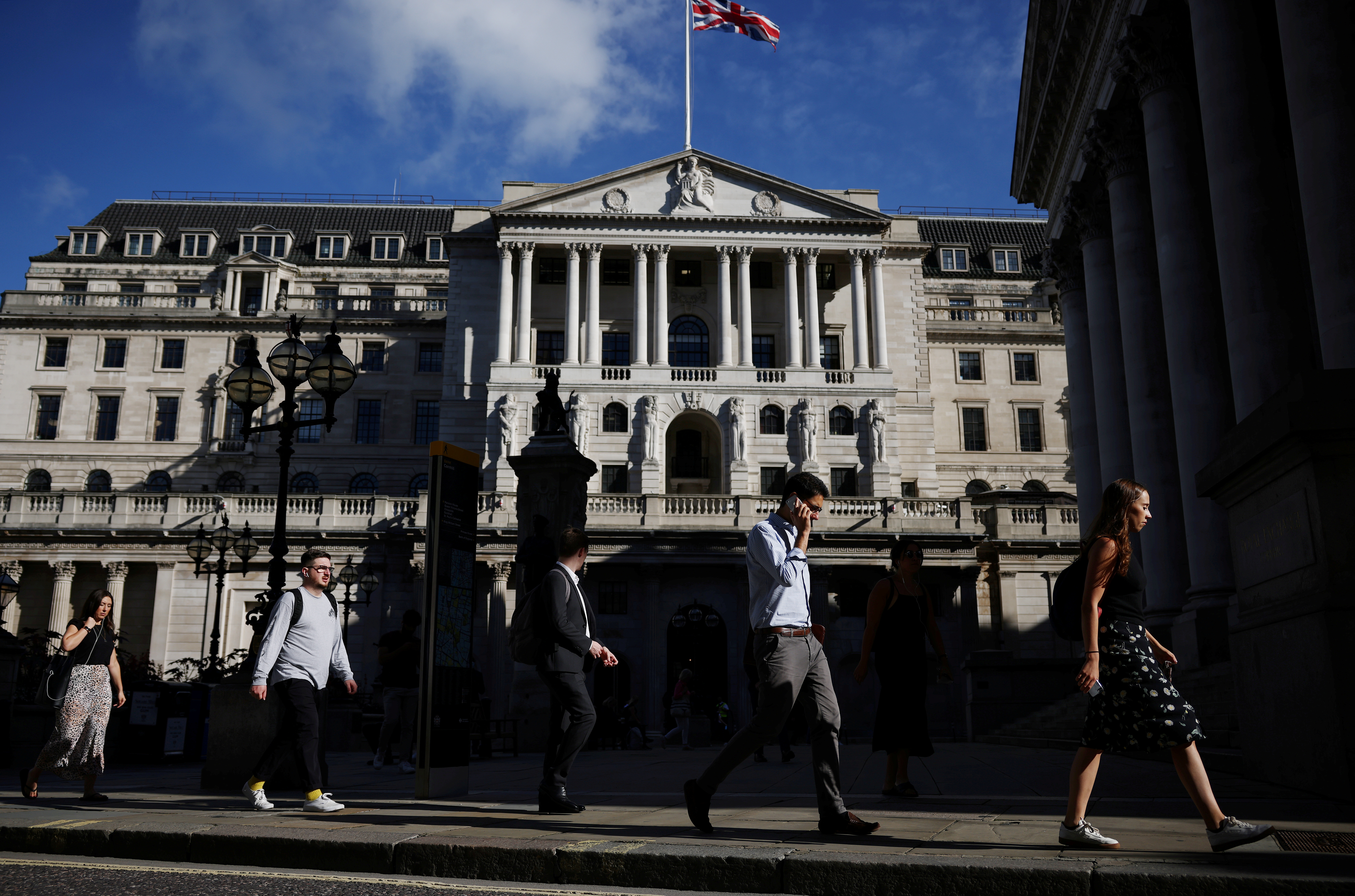 image UK public&#8217;s inflation expectations rocket to record high