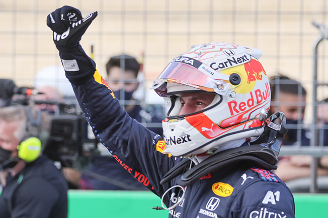 image Verstappen wins in Texas to double F1 lead
