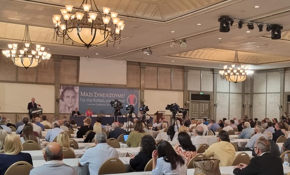 image Sizopoulos accuses party dissidents of undermining Edek&#8217;s prospects