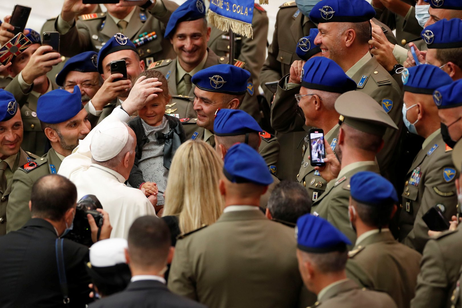 image Pope says ashamed Church did not prioritise abuse victims in France