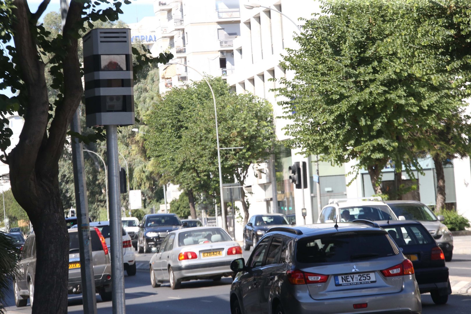 image Traffic cameras record 164 violations by police, some fines still unpaid (Updated)