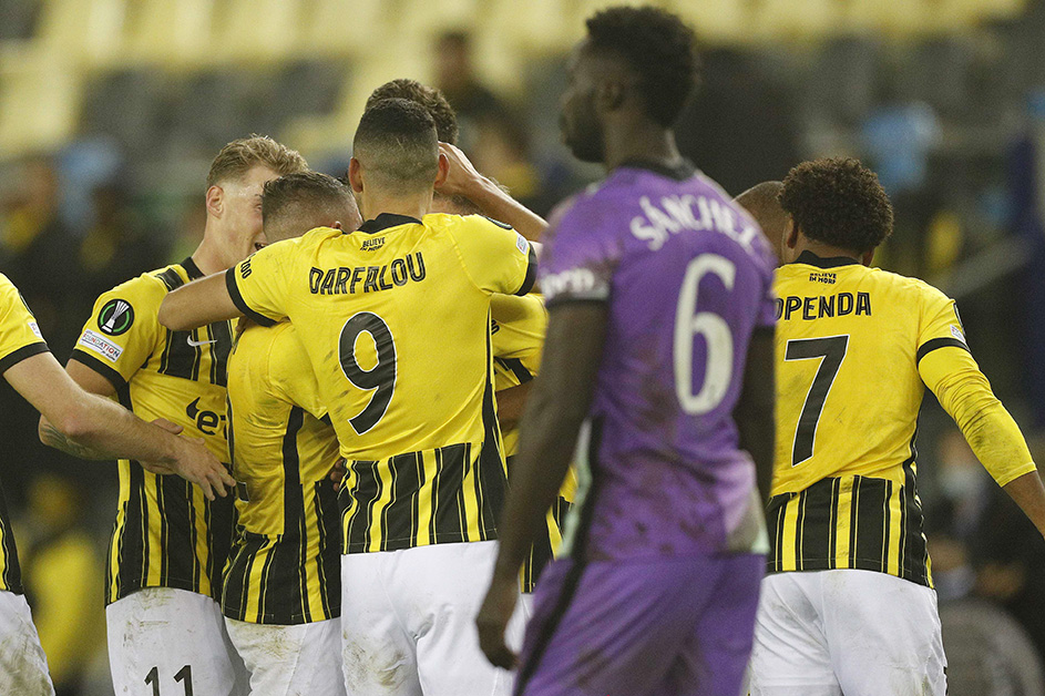 image Spurs can still qualify, says confident Nuno