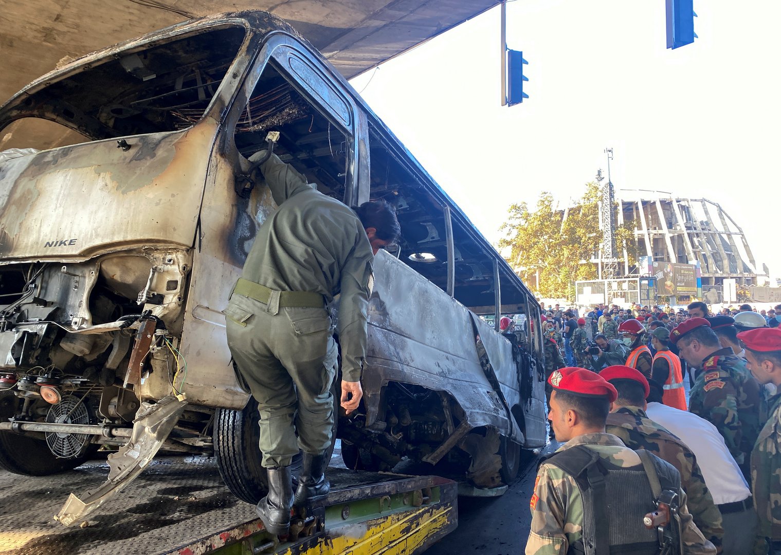 image Roadside bomb attack kills 14 Syrian military personnel in Damascus (Updated)