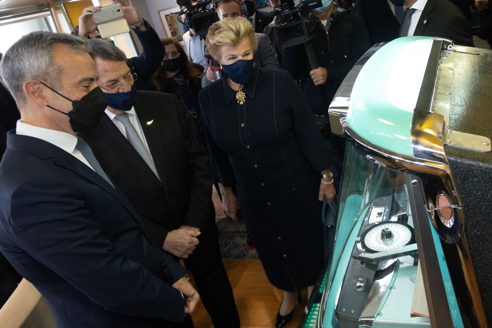 image President hails historical ties with Thessaloniki