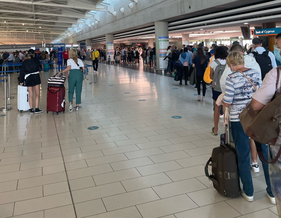 image Staffing issues cause long lines at Larnaca airport