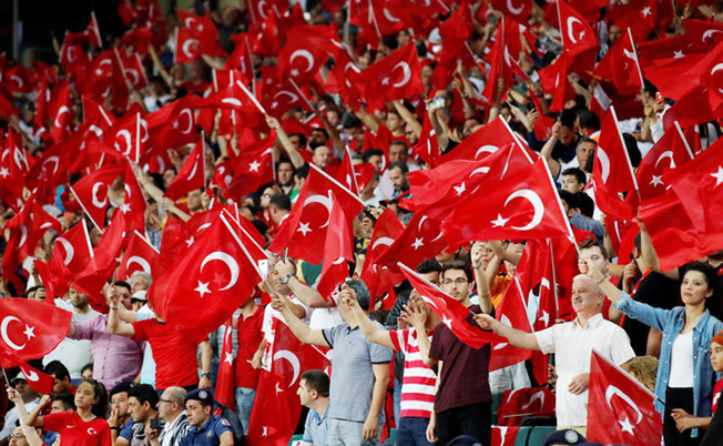 image Turkey to allow full capacity at football matches