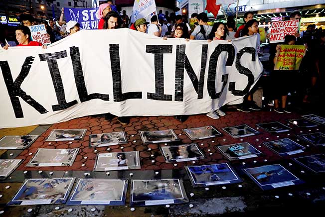 image ICC prosecutor suspends probe into Philippines drugs war
