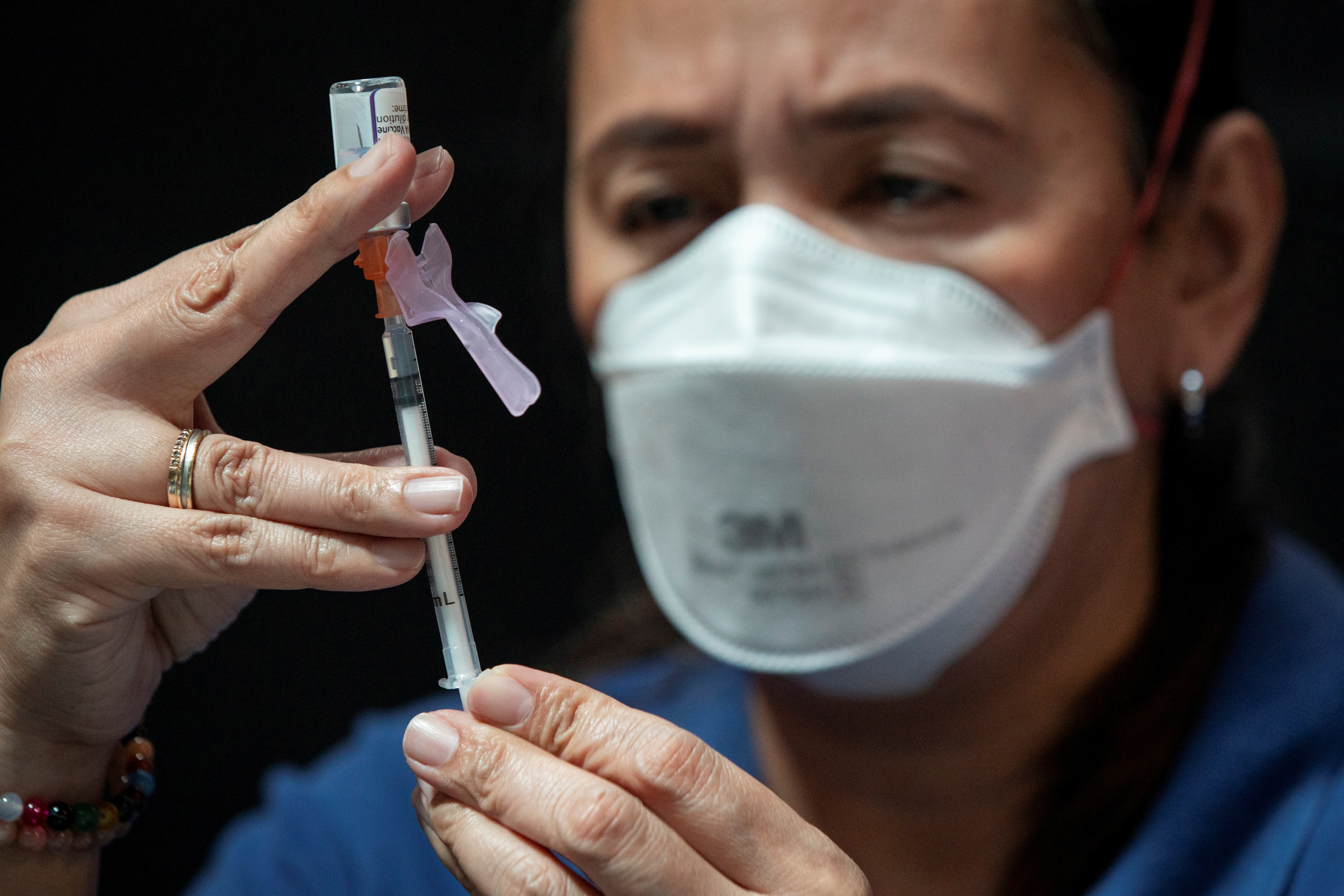 image Expanded eligibility boosts US Covid-19 booster shots ahead of holidays