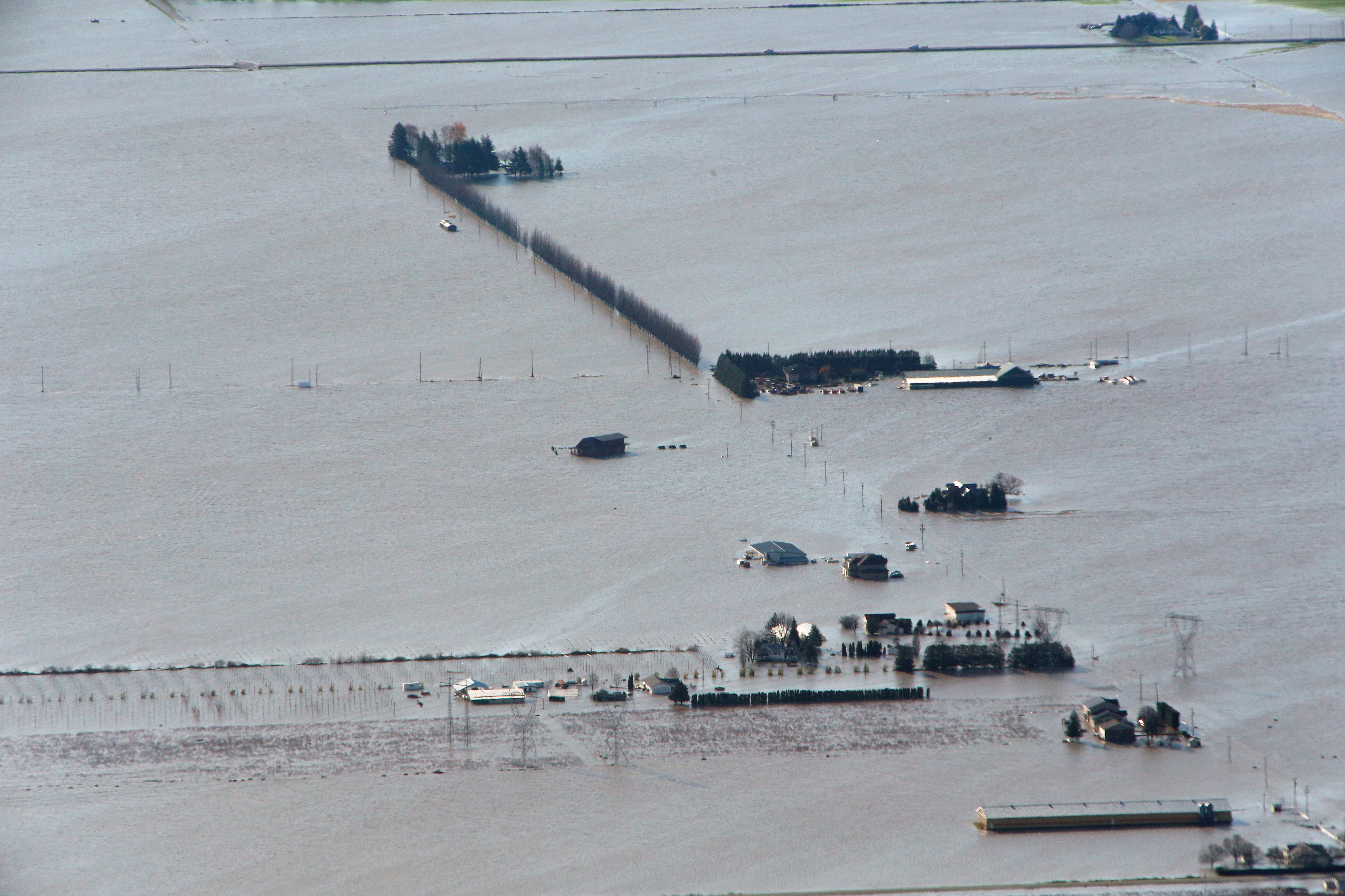 image British Columbia sees death toll rising from massive flood; Ottawa pledges aid