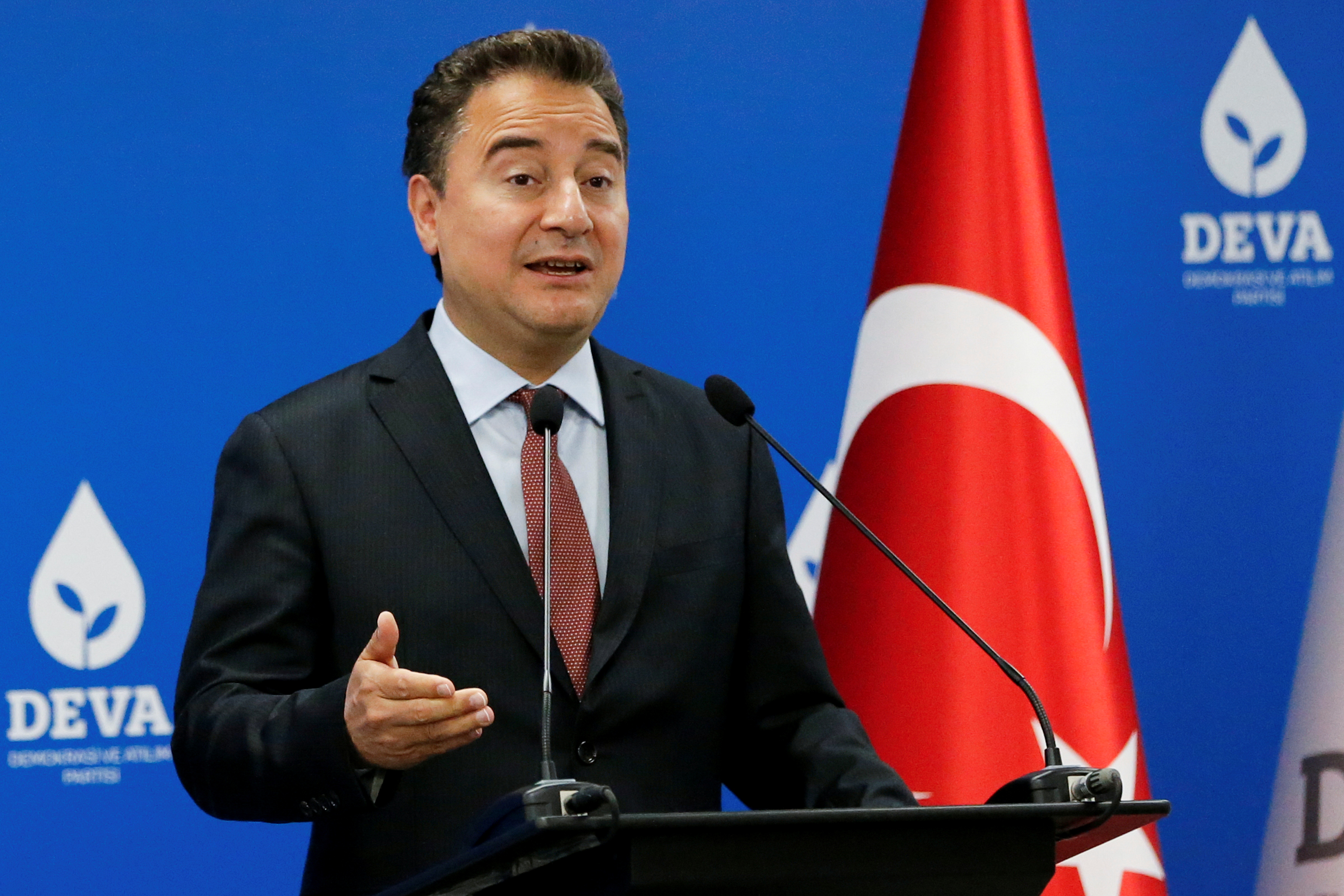 image Turkish opposition detained for &#8216;political espionage&#8217;, Kavala trial under way
