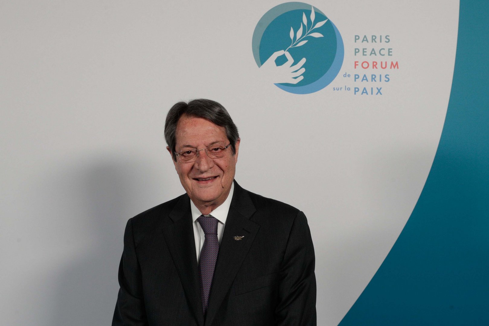 image Anastasiades, to Paris forum, calls for joint action on health and economy
