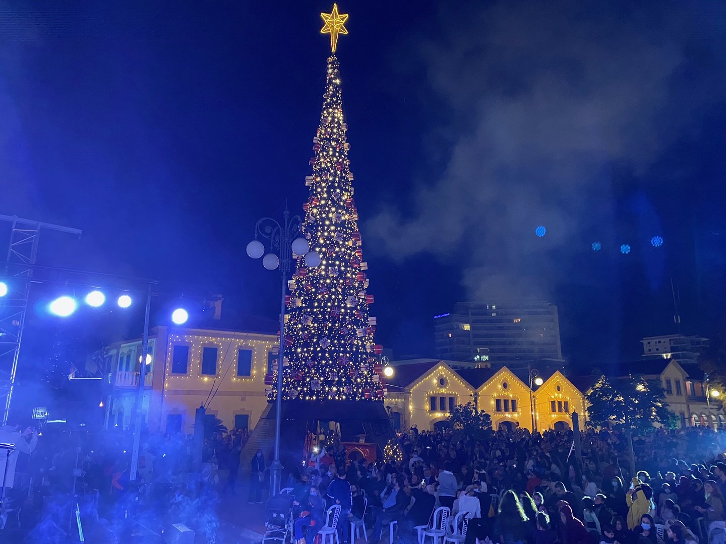 image Coronavirus: Christmas events outdoors, stricter checks at airports likely
