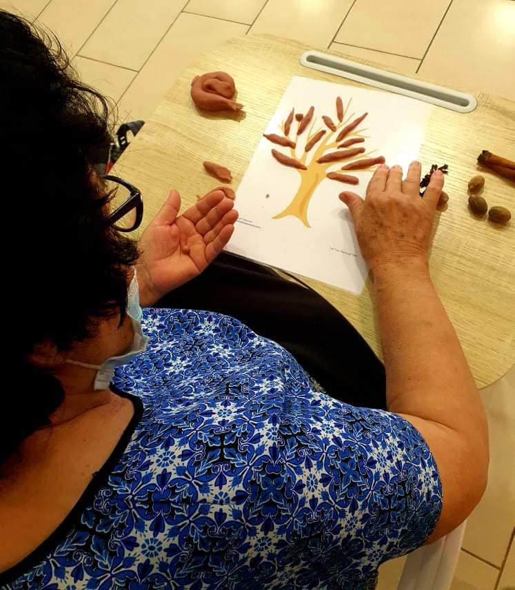 feature gina art therapy at one of the ithaki day care centres