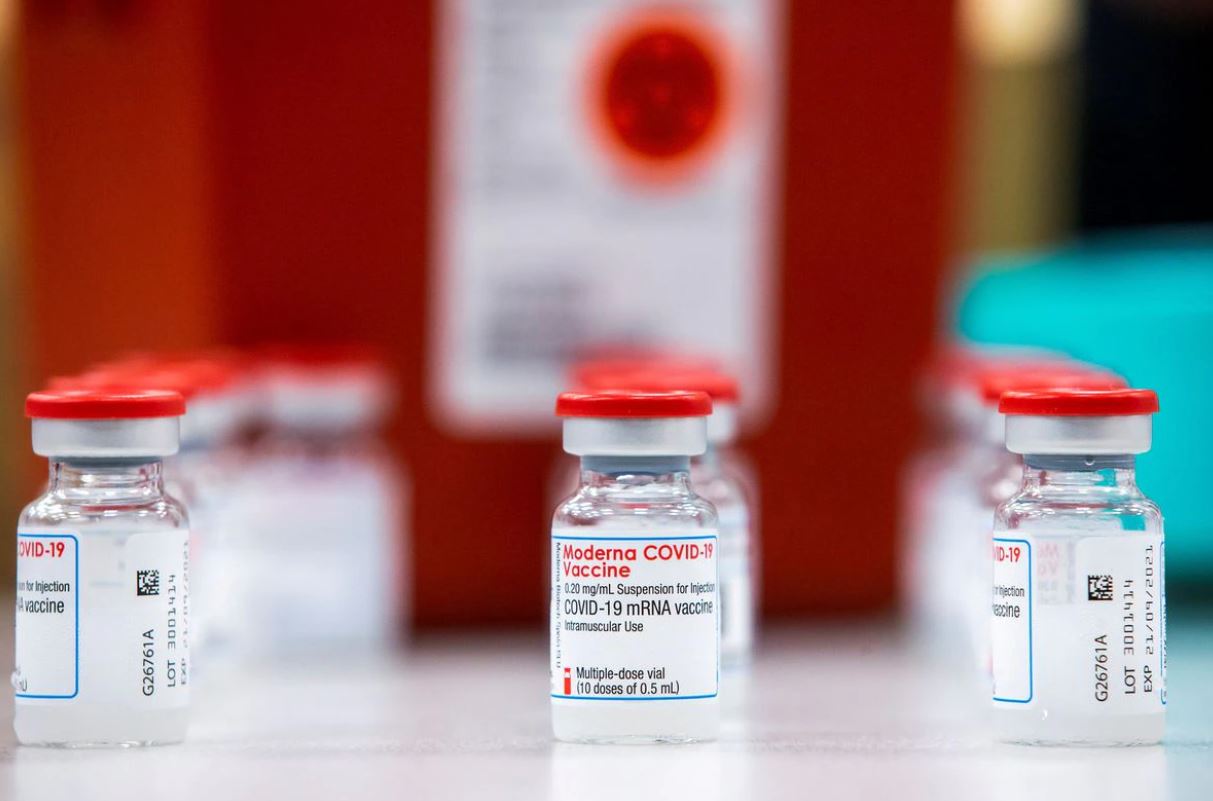 image Moderna struggles with vaccine ramp-up, cuts 2021 sales