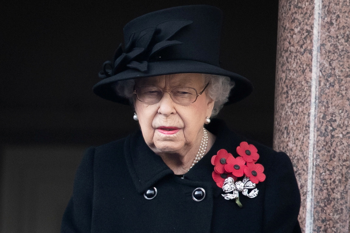 image UK&#8217;s Queen Elizabeth to miss Cenotaph service due to back sprain