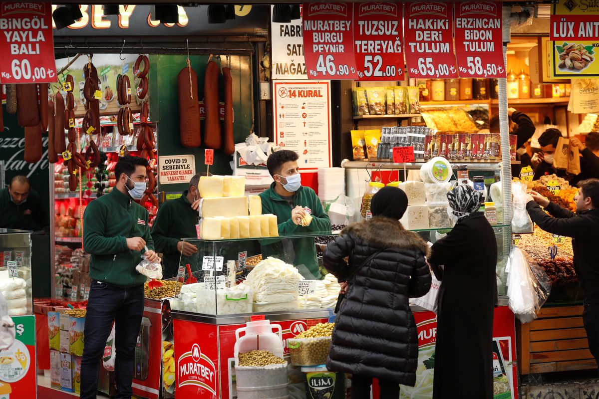 image Turkish inflation climbs to near 20 per cent amid rate cuts