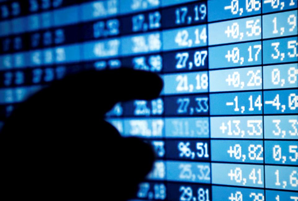 image World stocks off to a cautious start; euro struggles