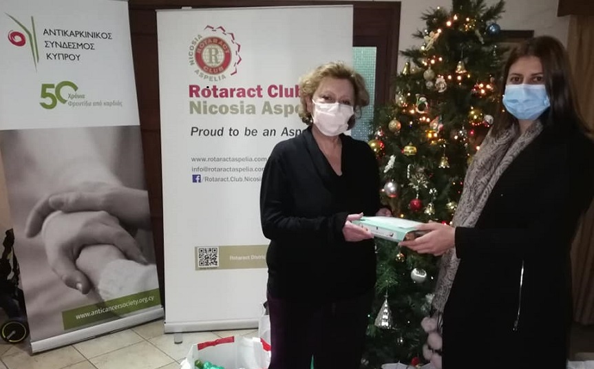 image Rotarians donate €1,800-worth of gifts to support needy