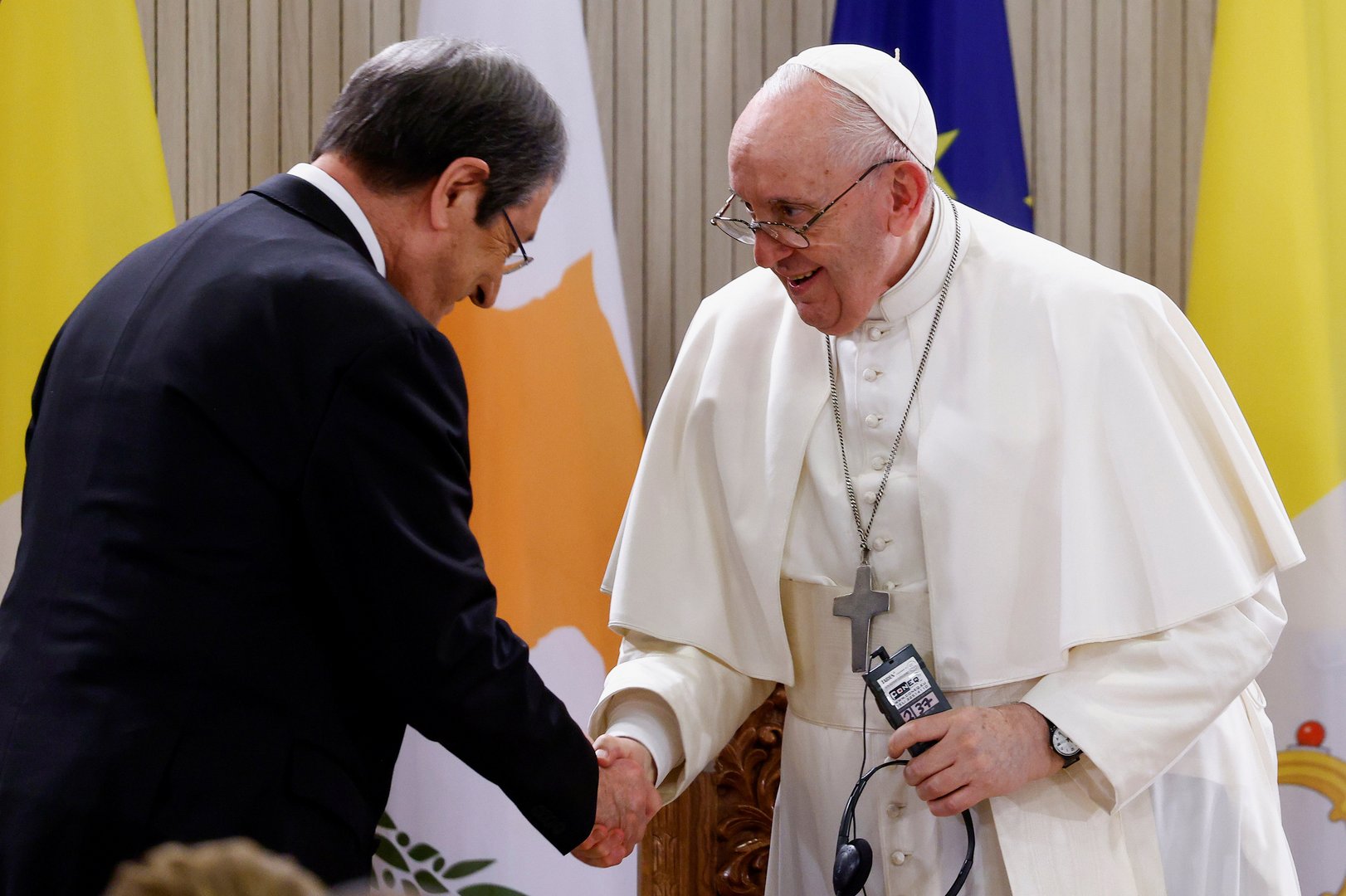 image Pope sends messages of unity, patience, peace and compassion (Updated)