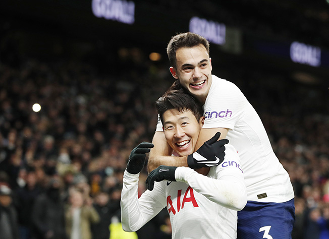 image Tottenham into top six with smooth win over Brentford