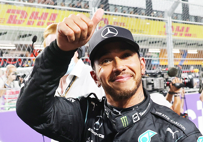 image Hamilton wins crazy Saudi Arabian Grand Prix