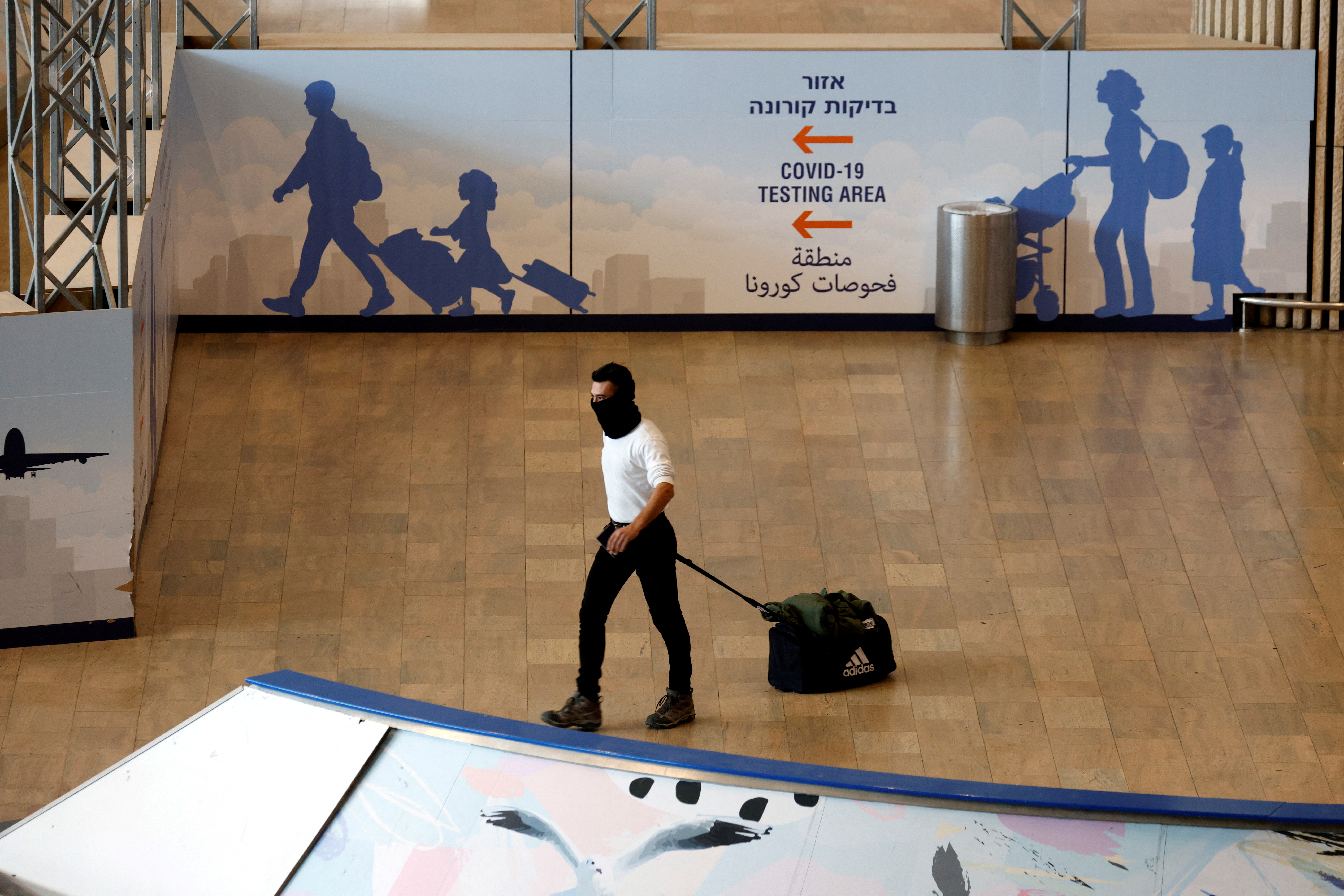 image Israel bans travel to US over Omicron concerns