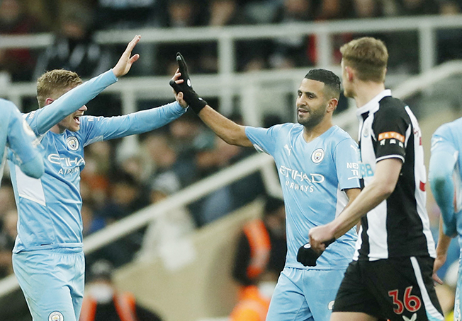 image Mahrez urges City to keep their foot down in title chase