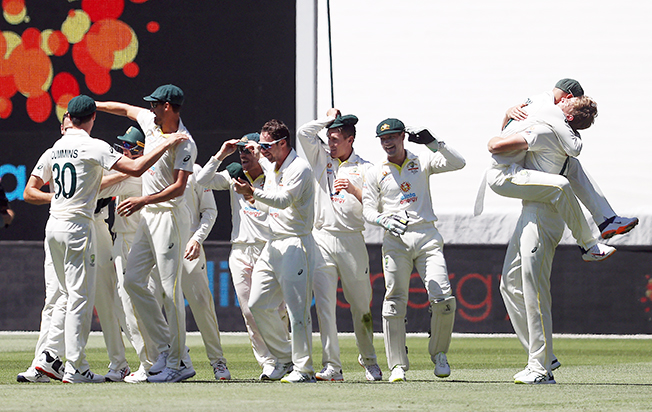 image England destroyed as Australia retain Ashes