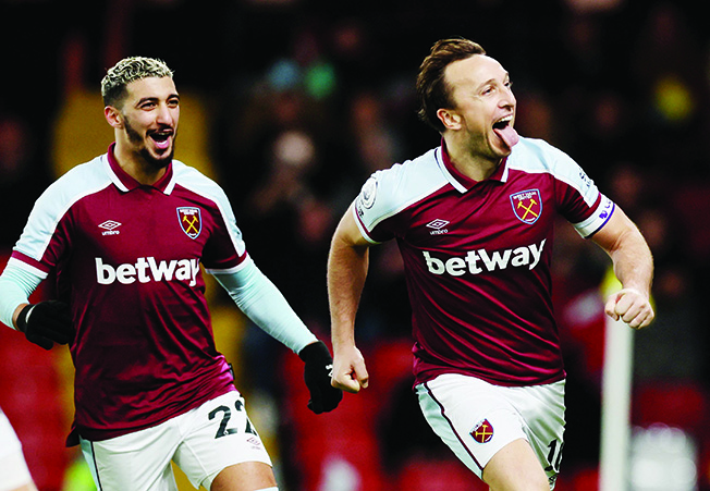 image West Ham bounce back, Spurs frustrated by Saints