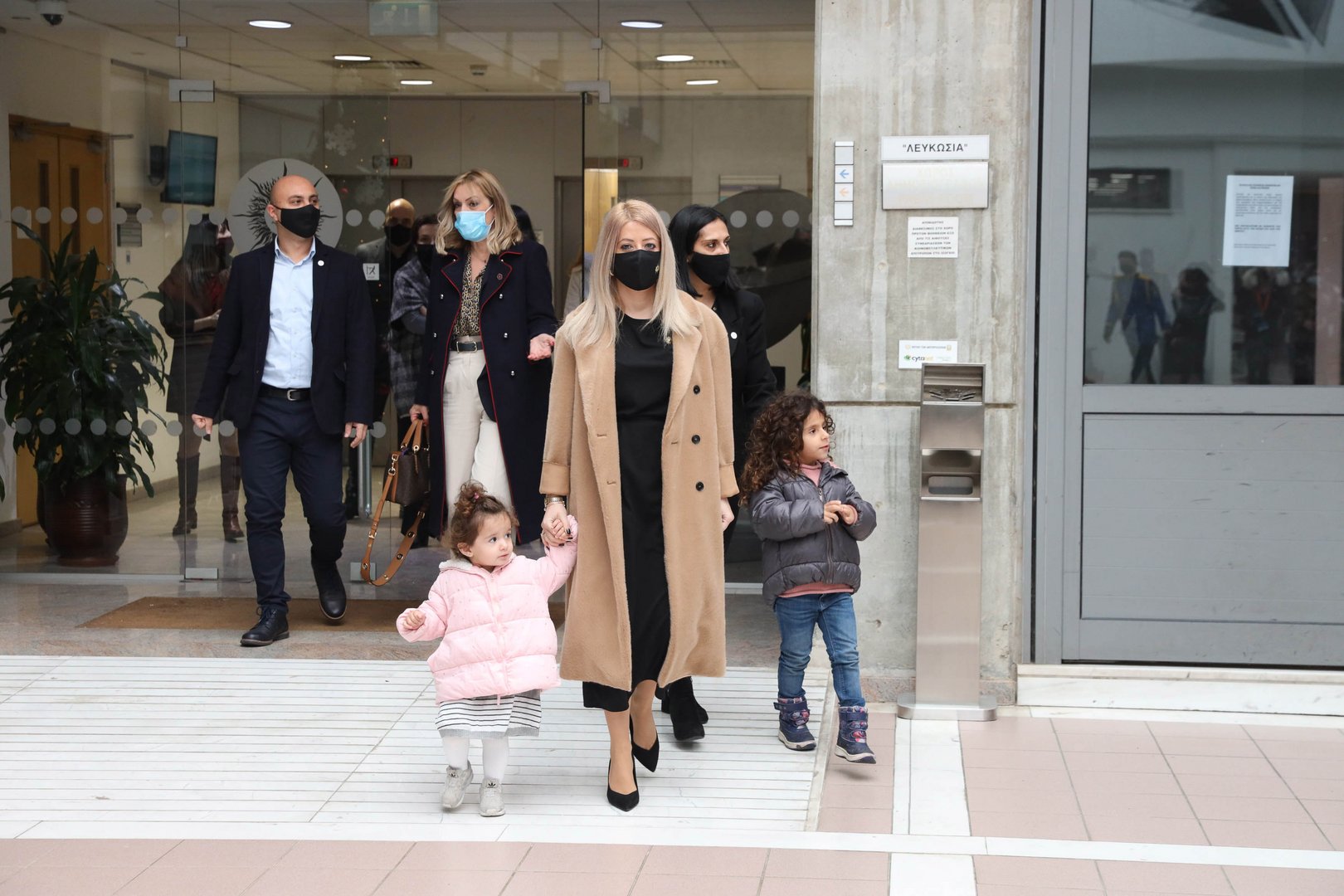 image House donates €6,500 to Makarios Hospital