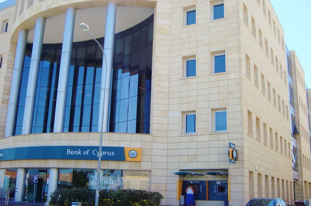 image Bank workers union claims victory over travel expenses