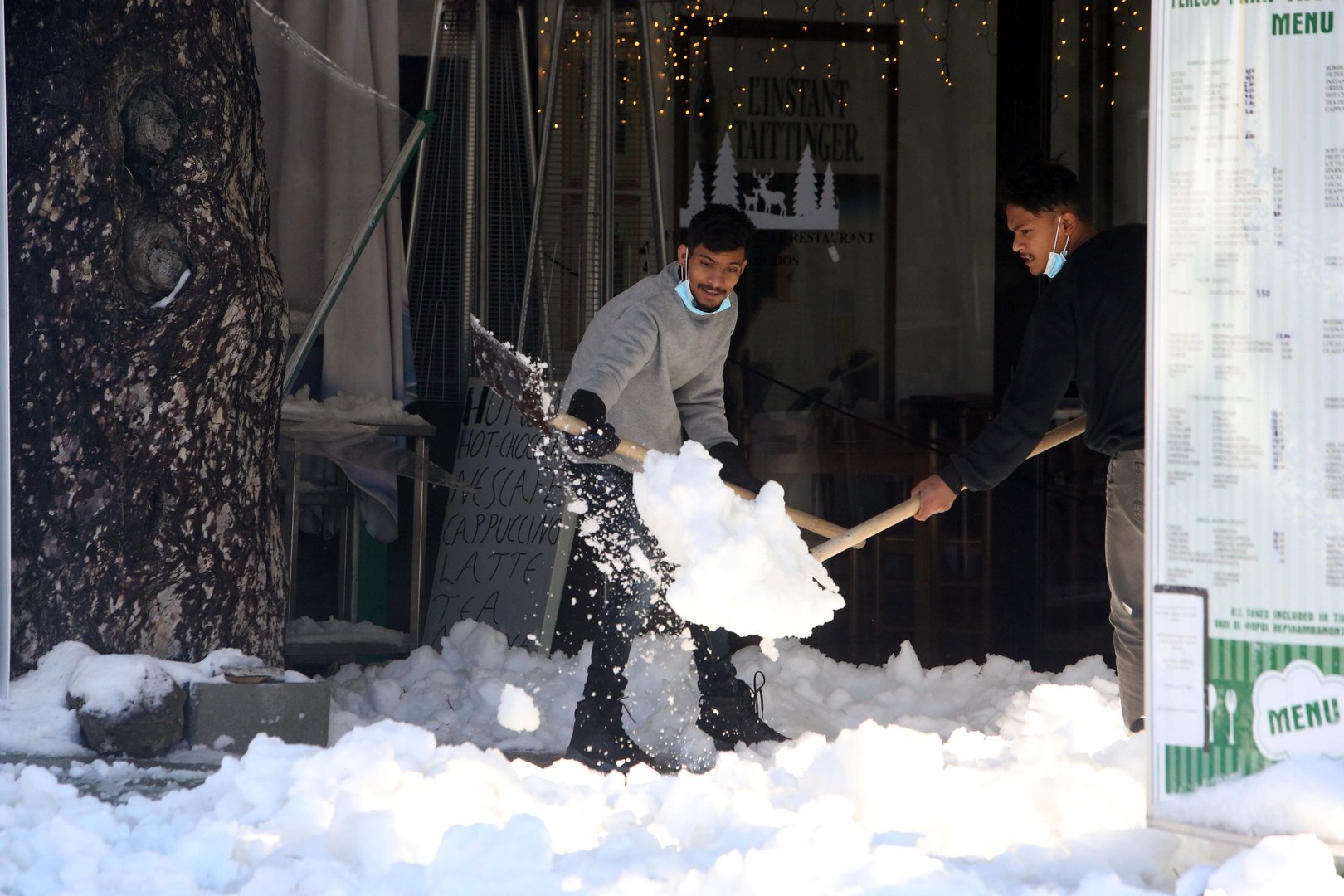 snow 20
