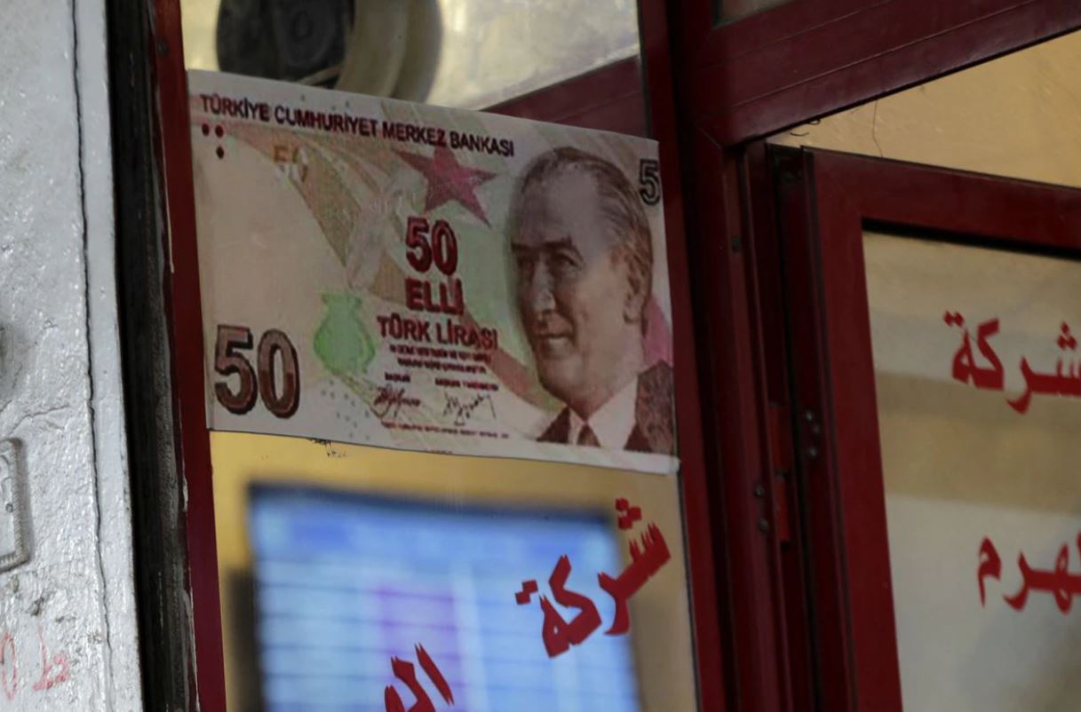 image Turkish government to present extra budget as lira dives